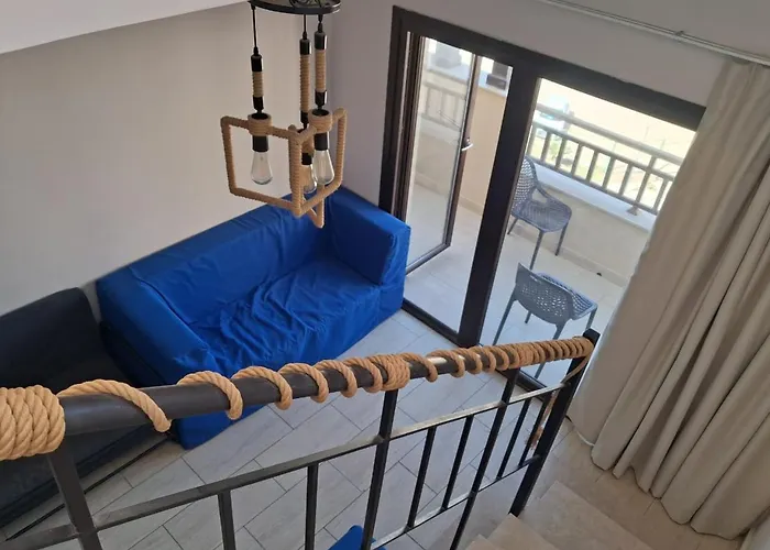 Apartment Modern Simple With Roof